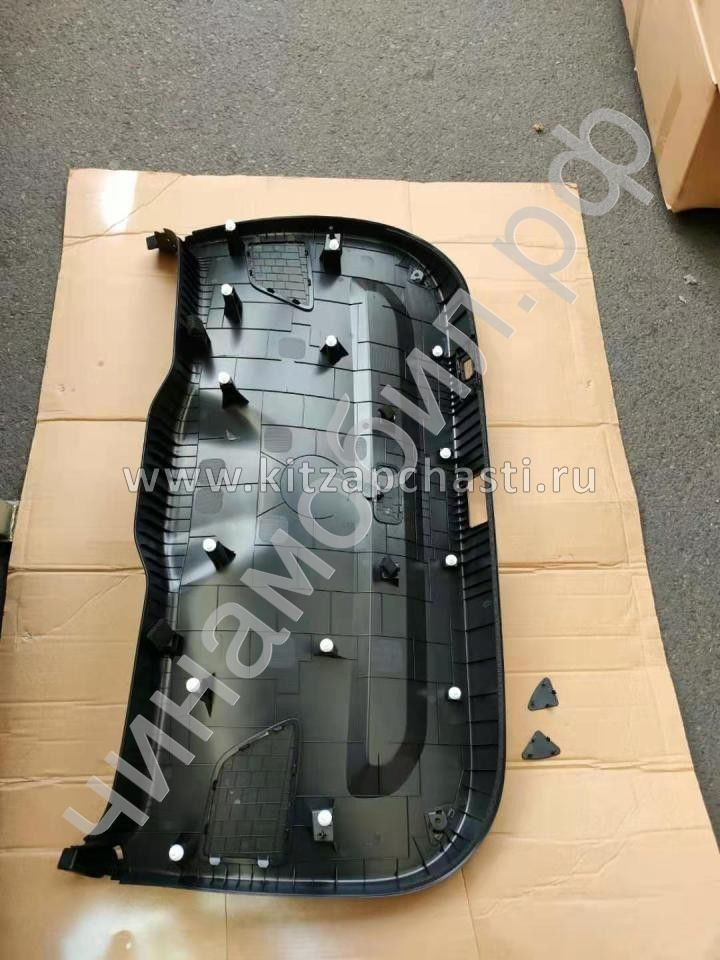 Обивка двери задка багажника  Geely Coolray 6053024400